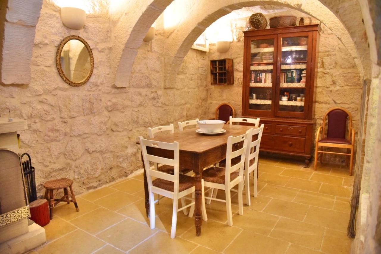 Вилла Ta'Martin Farmhouse Xewkija Gozo Экстерьер фото